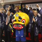 大蛇山に世界遺産、市制100周年を博多どんたくでPR！博多どんたく港まつりのパレードに参加。